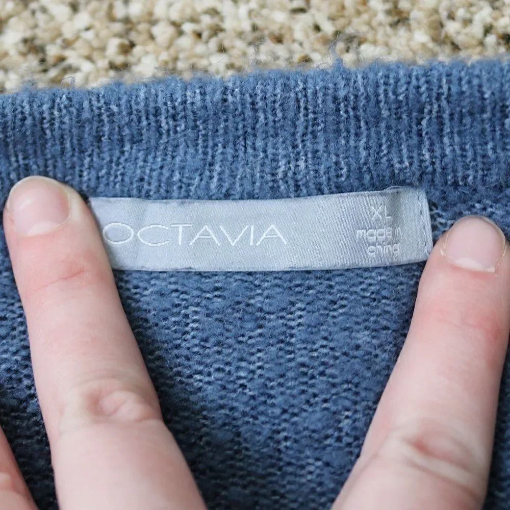 Octavia Sweater Bell Sleeves Size Extra Large - Picture 8 of 14